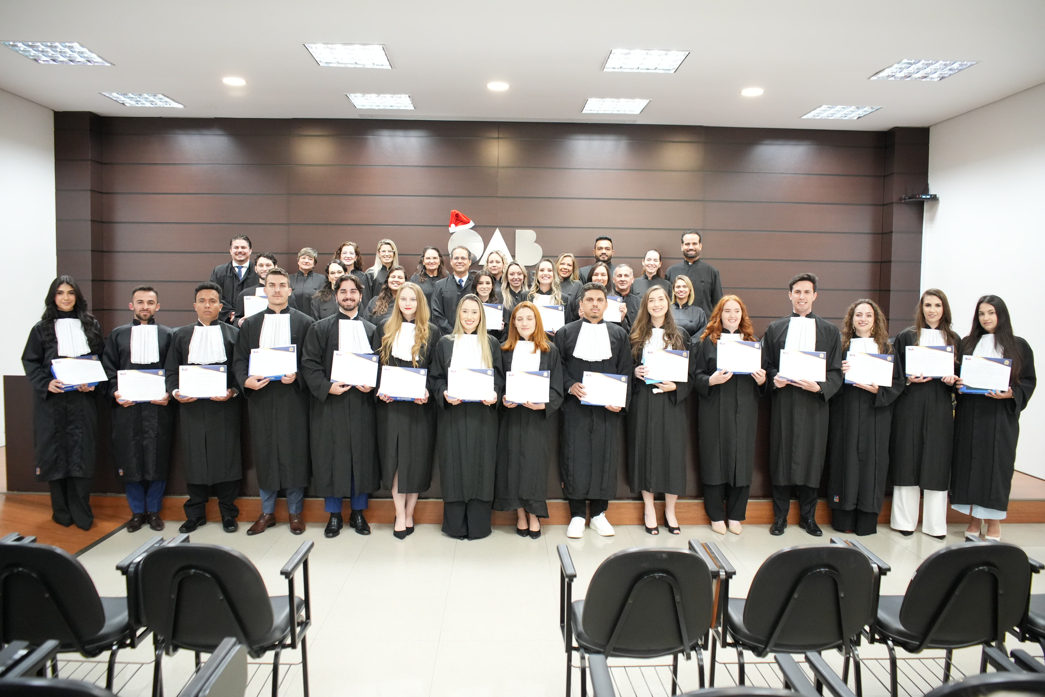 Último juramento do ano em Cascavel acolhe mais 20 advogados nos quadros da Ordem