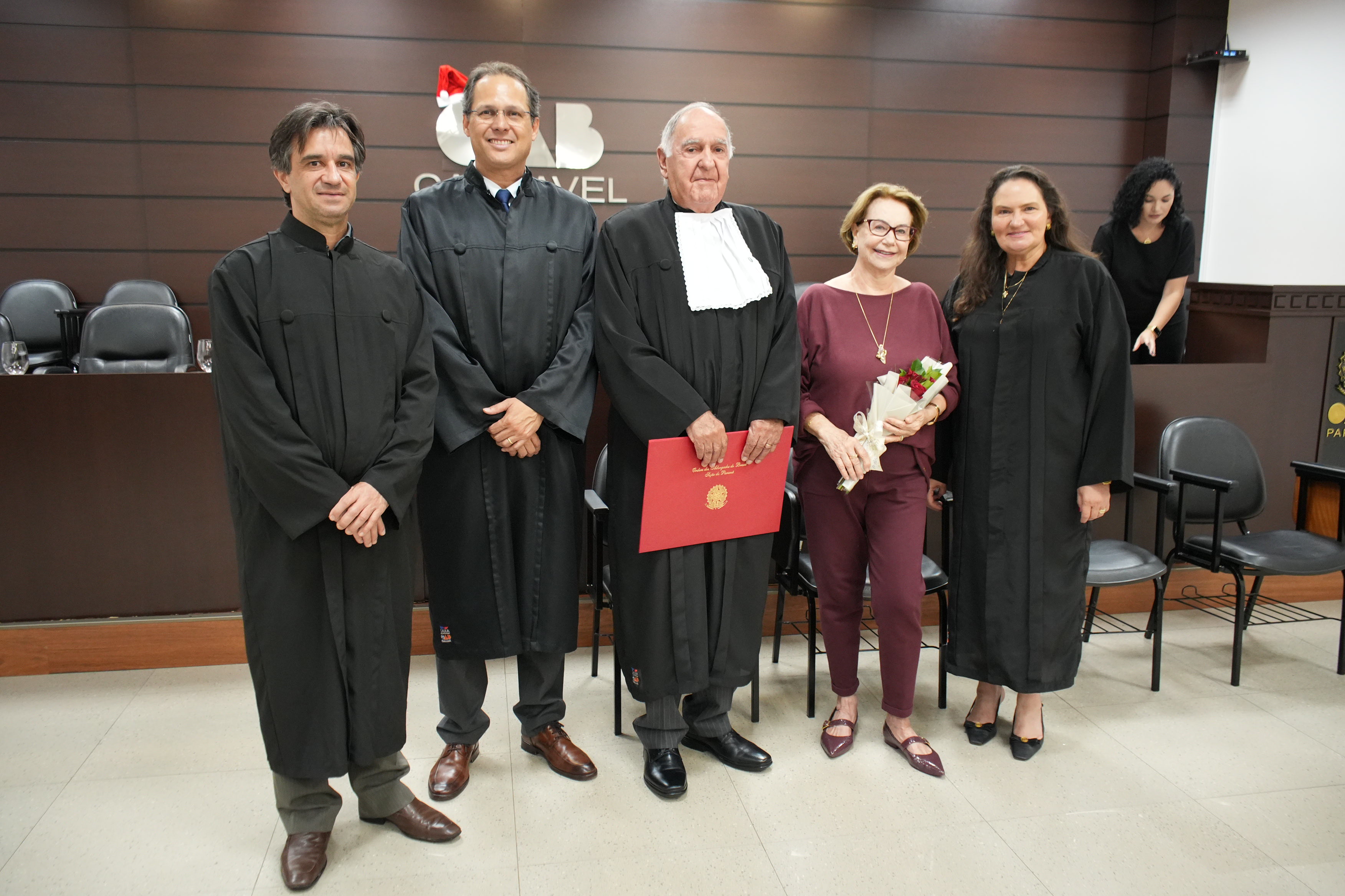 OAB Cascavel presta homenagem à geração da mudança e da resiliência